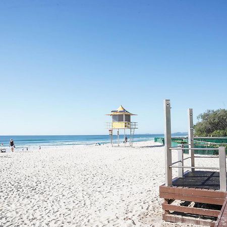 Broadbeach Apartment Level 10 With Beach Views Gold Coast Eksteriør billede