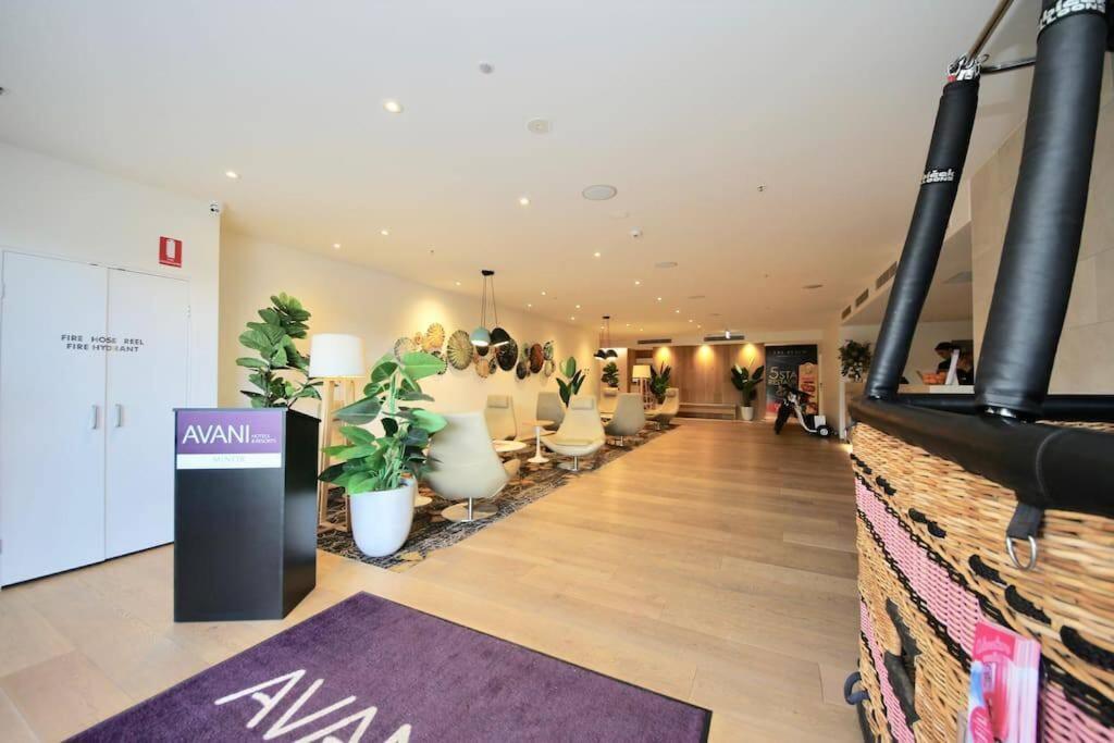 Broadbeach Apartment Level 10 With Beach Views Gold Coast Eksteriør billede