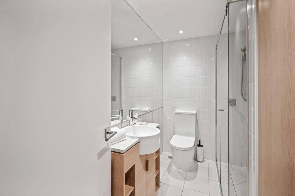 Broadbeach Apartment Level 10 With Beach Views Gold Coast Eksteriør billede