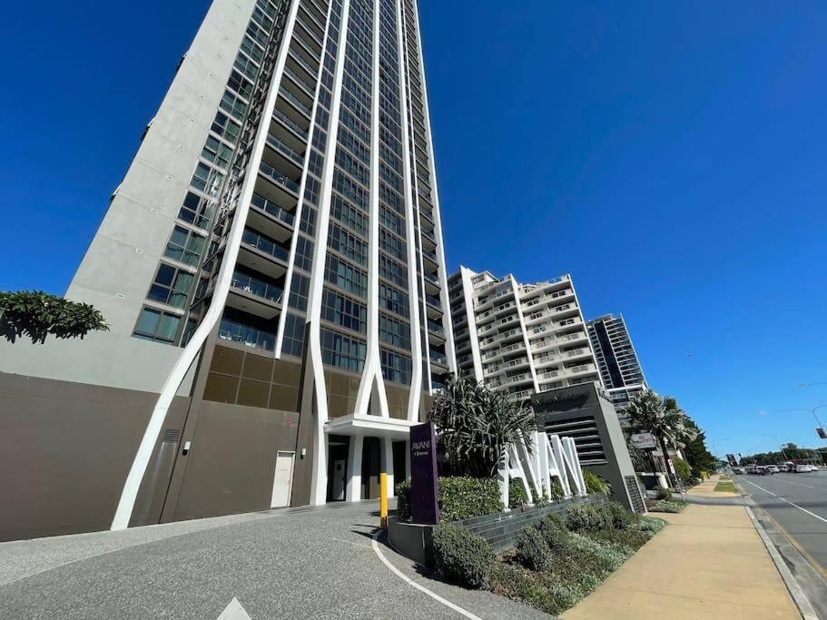 Broadbeach Apartment Level 10 With Beach Views Gold Coast Eksteriør billede