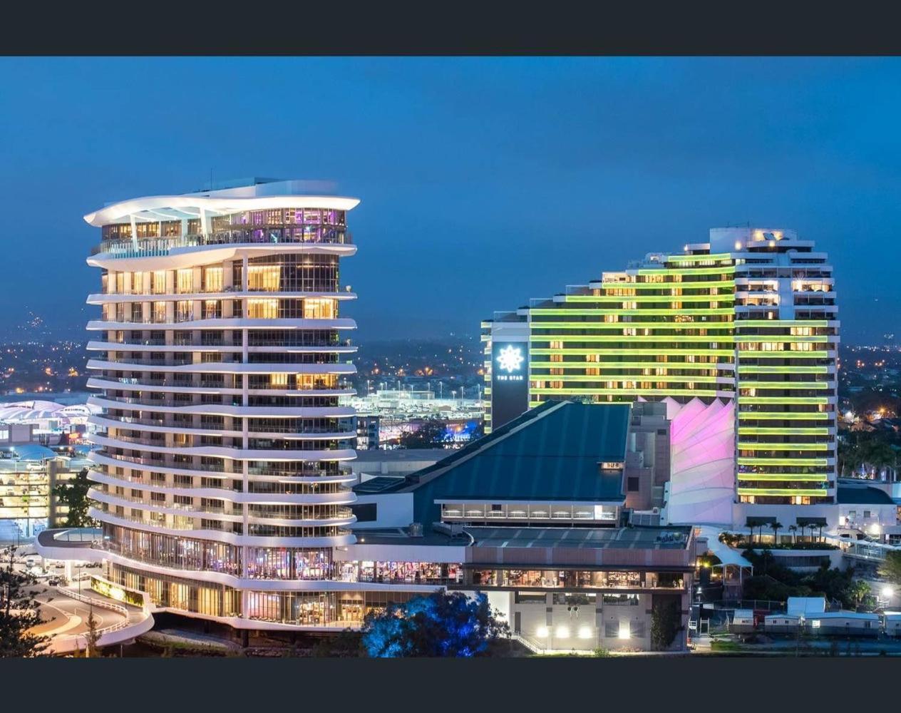 Broadbeach Apartment Level 10 With Beach Views Gold Coast Eksteriør billede