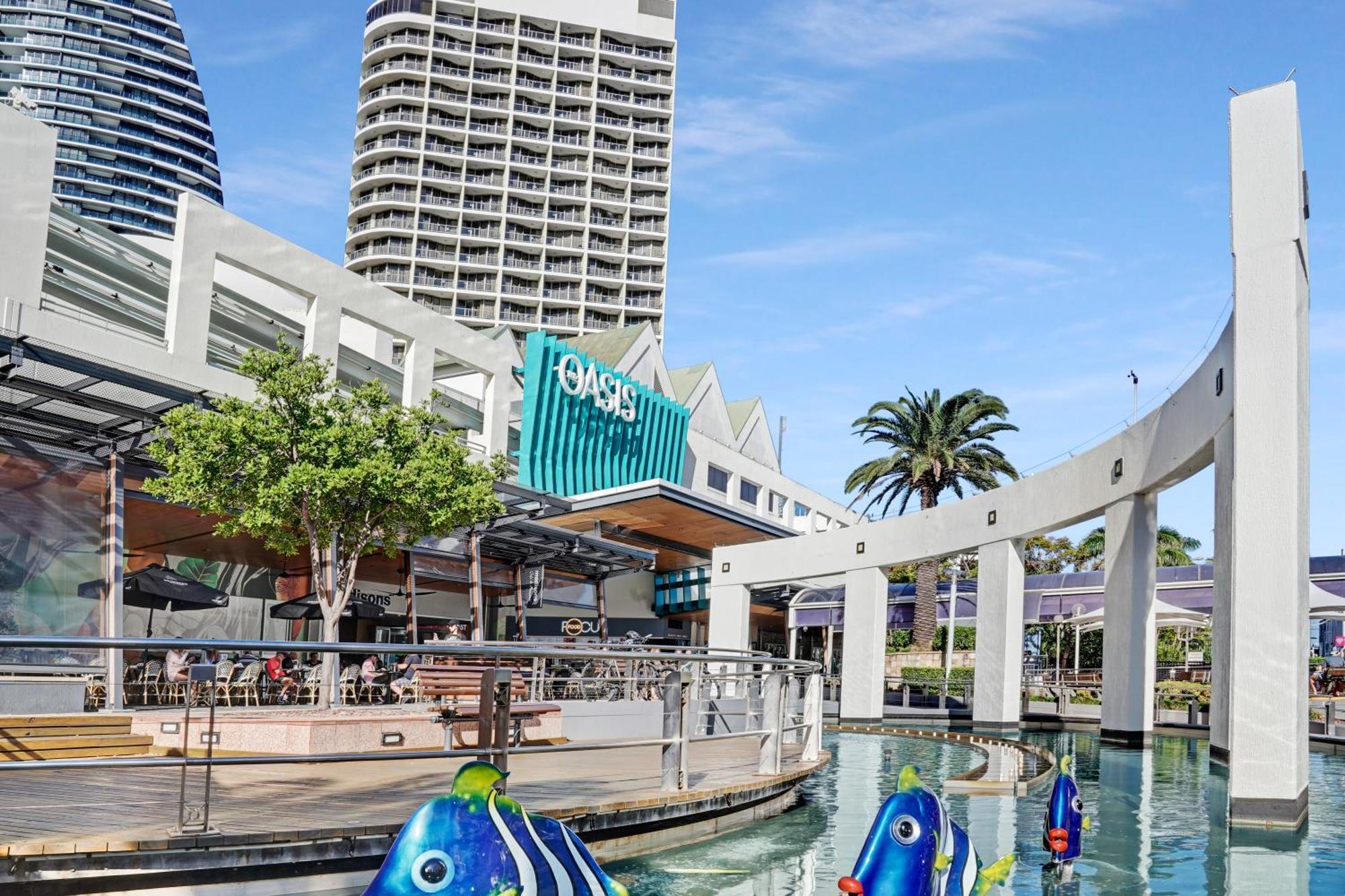 Broadbeach Apartment Level 10 With Beach Views Gold Coast Eksteriør billede